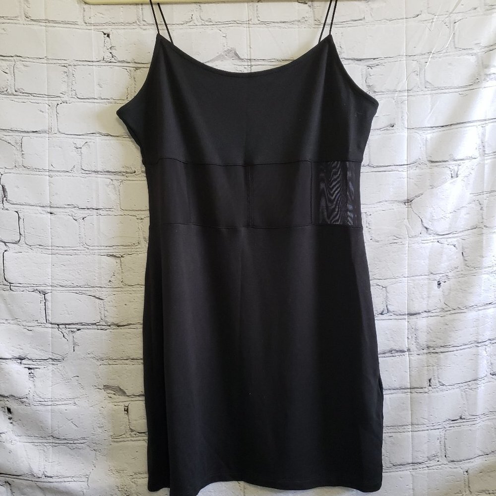 Divided Dress - Picture 3 of 6